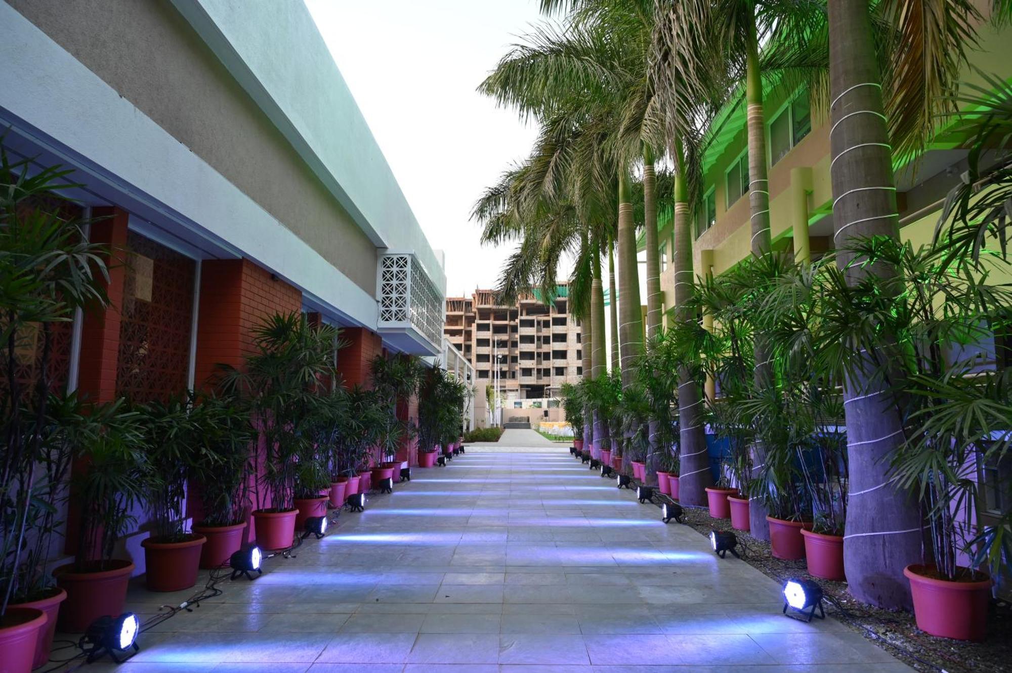 Hotel Haldi Nashik Dış mekan fotoğraf